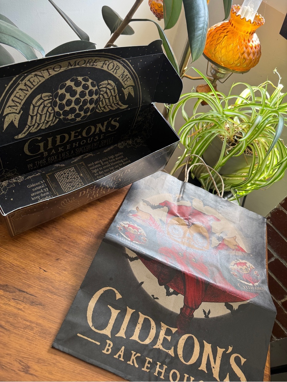 Gideon's Bakehouse Tote Bag in Black & Red & box with Lydia Lovecraft 35 card